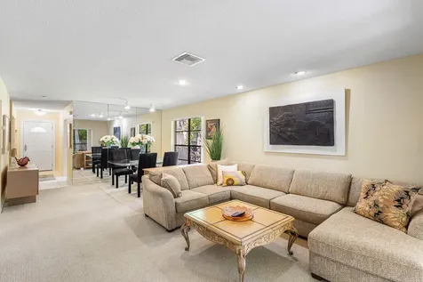29 Stratford Lane W Boynton Beach FL 33436