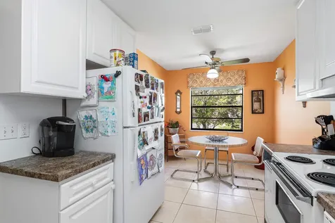 29 Stratford Lane W Boynton Beach FL 33436