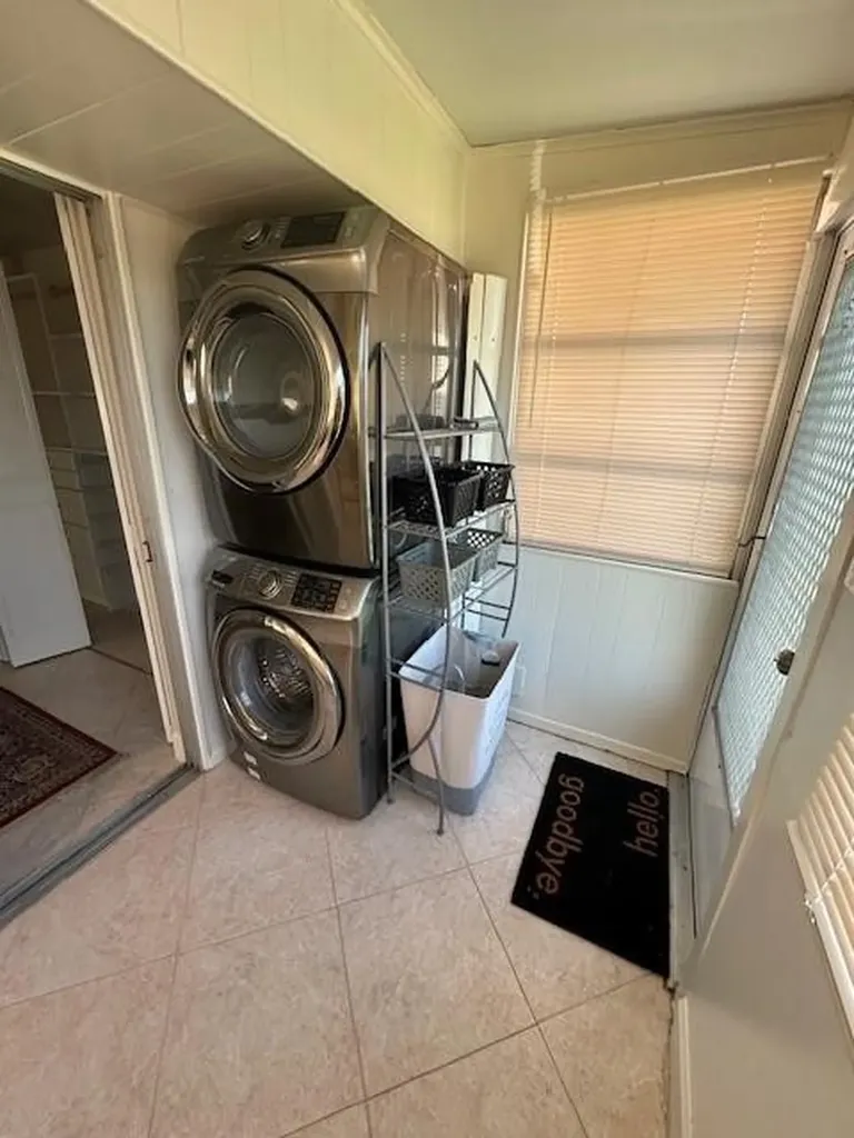 251 Seville K Delray Beach FL 33446