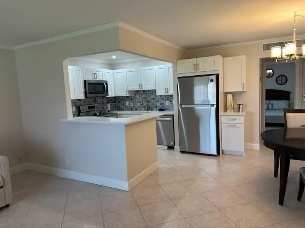 251 Seville K Delray Beach FL 33446