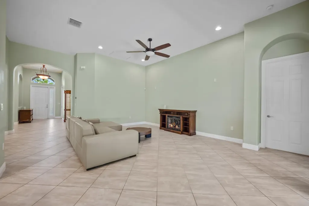 7589 Fieldstone Ranch Square Vero Beach FL 32967