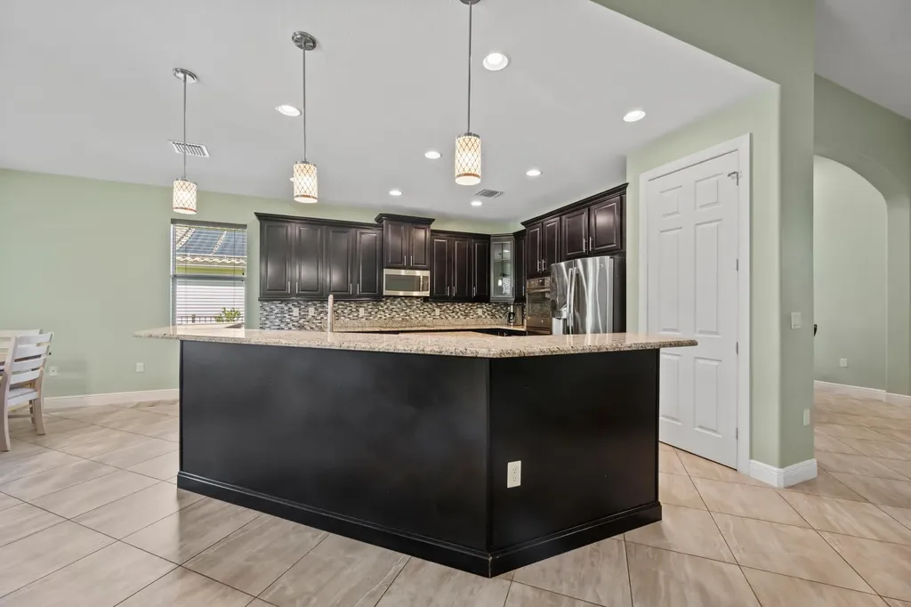 7589 Fieldstone Ranch Square Vero Beach FL 32967