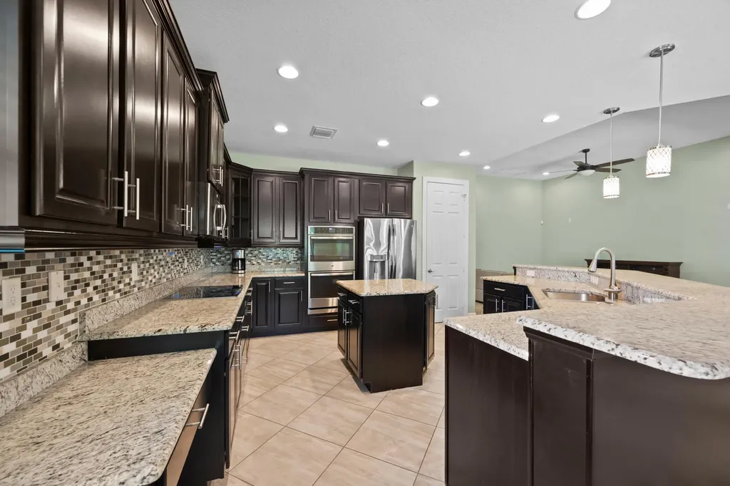 7589 Fieldstone Ranch Square Vero Beach FL 32967