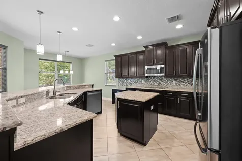 7589 Fieldstone Ranch Square Vero Beach FL 32967