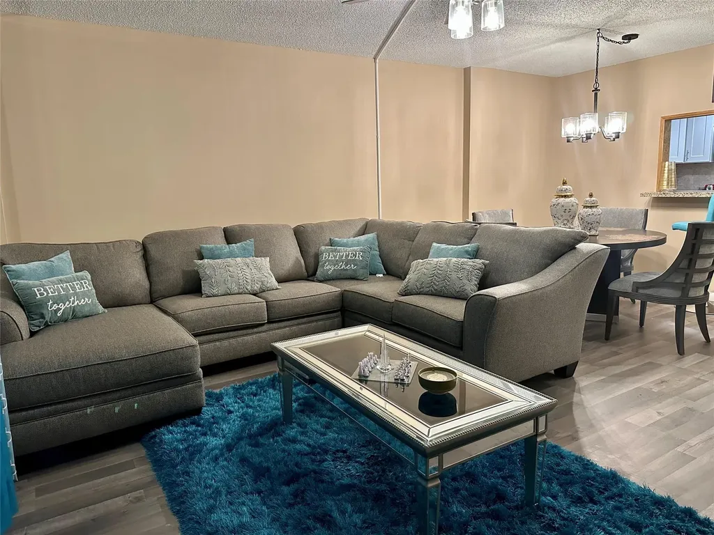 4156 Inverrary Drive Lauderhill FL 33319