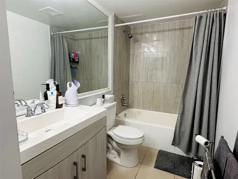 4156 Inverrary Drive Lauderhill FL 33319