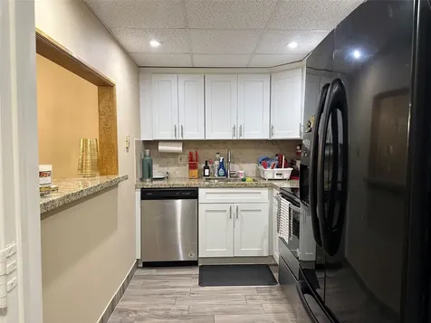 4156 Inverrary Drive Lauderhill FL 33319