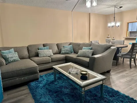 4156 Inverrary Drive Lauderhill FL 33319