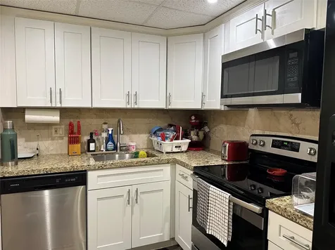 4156 Inverrary Drive Lauderhill FL 33319