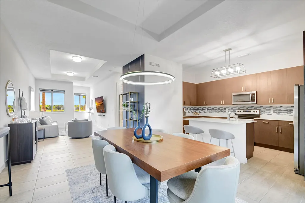 220 Pioneer Way Royal Palm Beach FL 33411