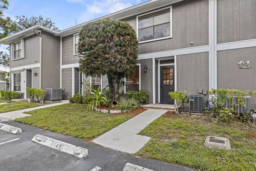 814 Hill Drive West Palm Beach FL 33415