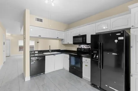 3168 SW 49th Street Dania Beach FL 33312