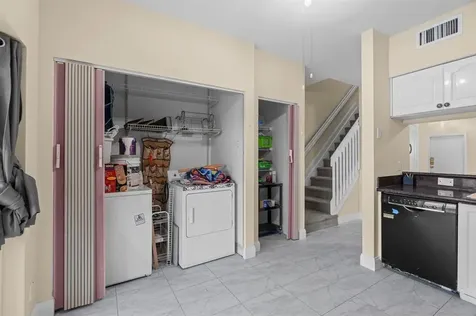 3168 SW 49th Street Dania Beach FL 33312