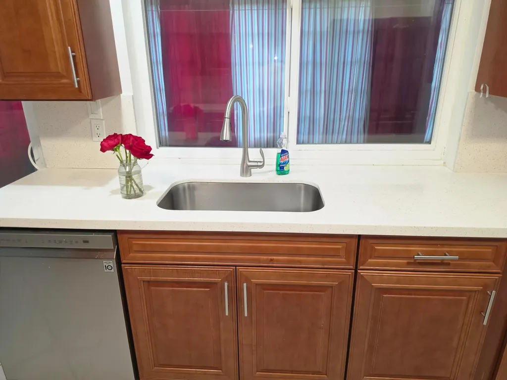 4717 NW 58th Street Tamarac FL 33319