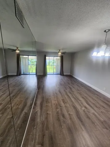 7257 Golf Colony Lake Worth FL 33467