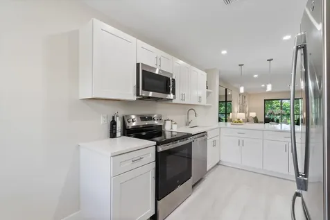 52 Stratford Lane W Boynton Beach FL 33436