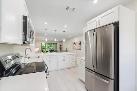 52 Stratford Lane W Boynton Beach FL 33436