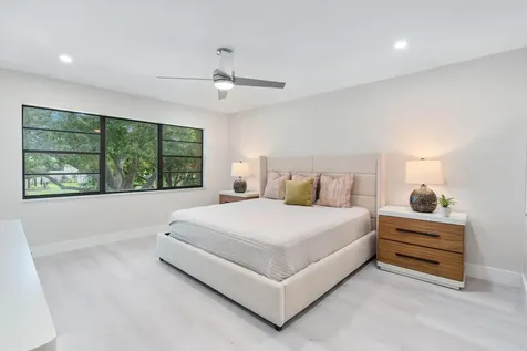 52 Stratford Lane W Boynton Beach FL 33436