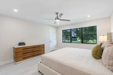 52 Stratford Lane W Boynton Beach FL 33436