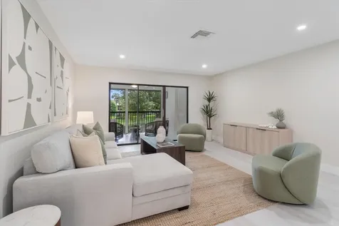 52 Stratford Lane W Boynton Beach FL 33436