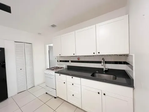 1859 Buchanan Street Hollywood FL 33020