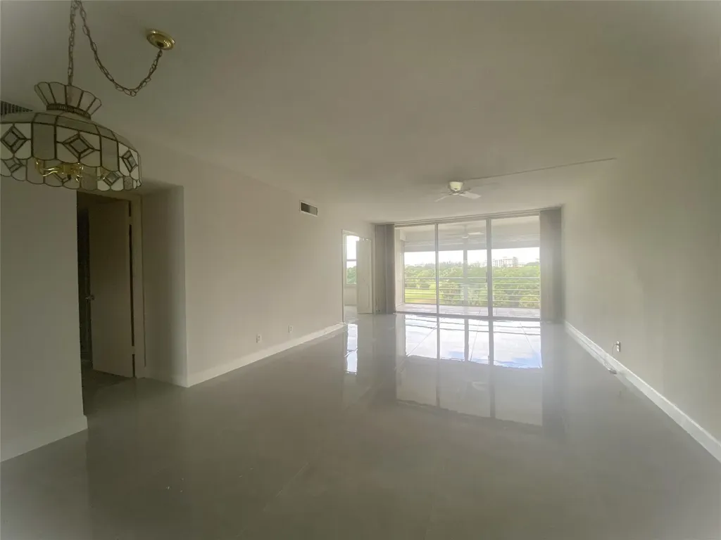 2671 S Course Drive Pompano Beach FL 33069