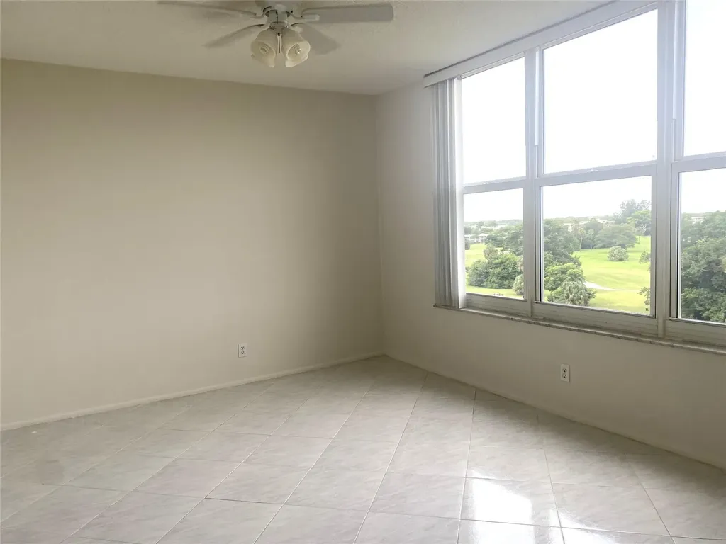 2671 S Course Drive Pompano Beach FL 33069