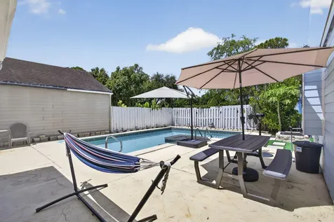 537 Goldenwood Way Wellington FL 33414