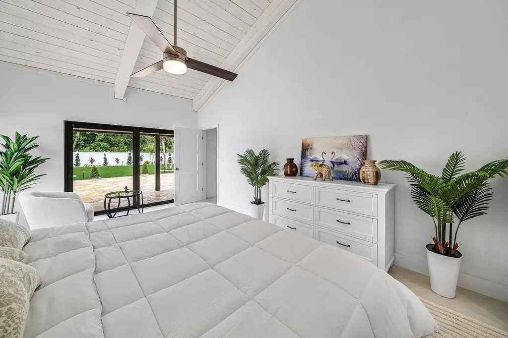 1520 SW 17th Street Boca Raton FL 33486