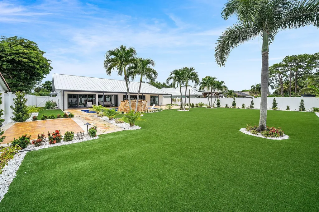 1520 SW 17th Street Boca Raton FL 33486