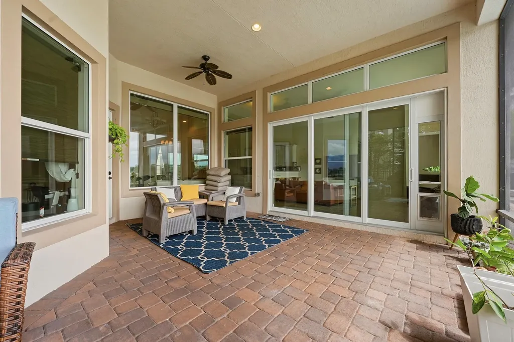 851 Edgebrook Lane West Palm Beach FL 33411