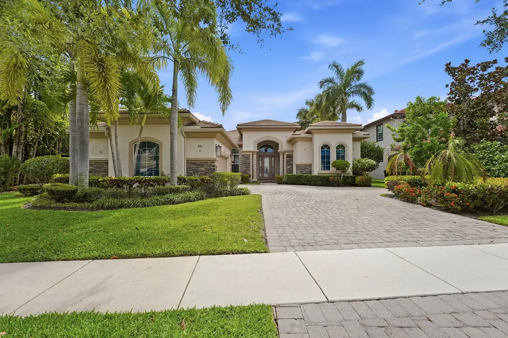 851 Edgebrook Lane West Palm Beach FL 33411
