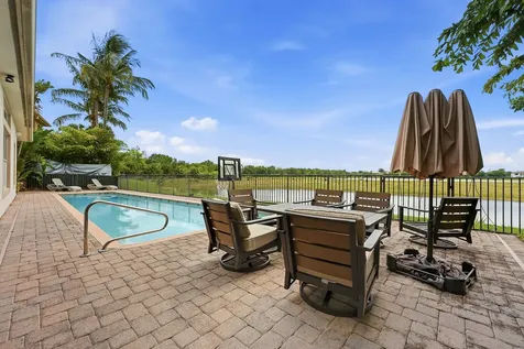 851 Edgebrook Lane West Palm Beach FL 33411