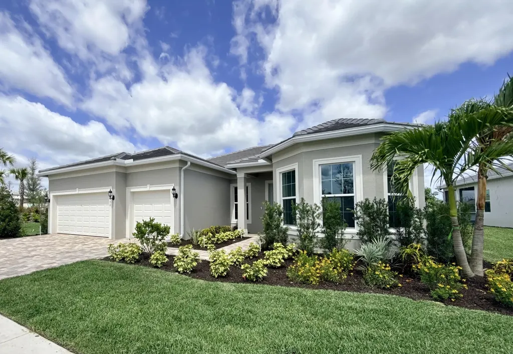 10470 SW Highpointe Drive Stuart FL 34997