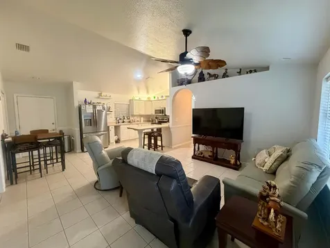 7823 SW 9th Street Okeechobee FL 34974