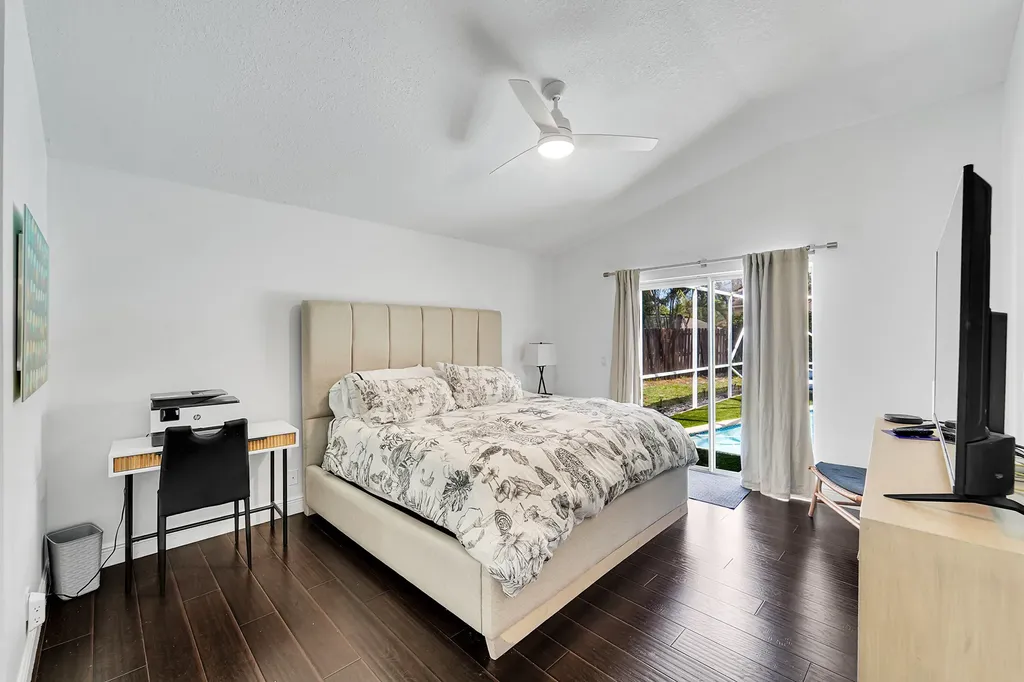 945 Sunflower Avenue Delray Beach FL 33445