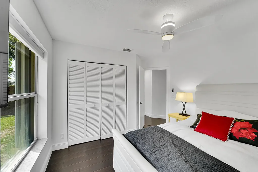 945 Sunflower Avenue Delray Beach FL 33445