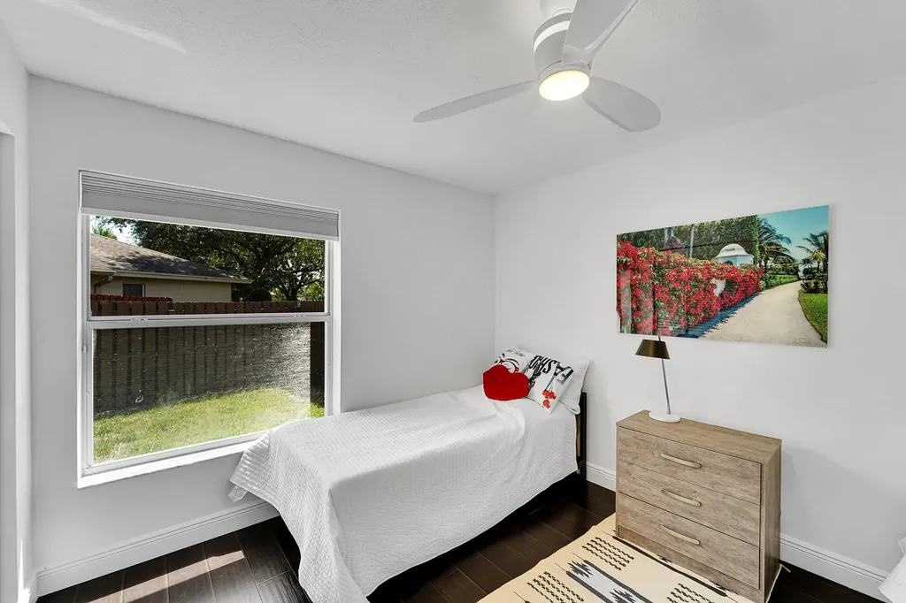 945 Sunflower Avenue Delray Beach FL 33445