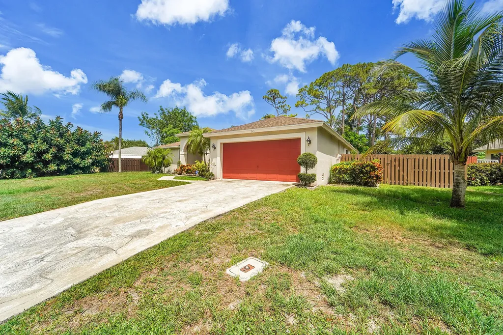 945 Sunflower Avenue Delray Beach FL 33445
