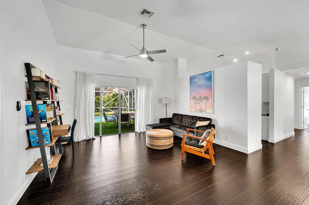 945 Sunflower Avenue Delray Beach FL 33445