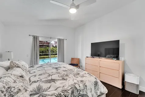 945 Sunflower Avenue Delray Beach FL 33445