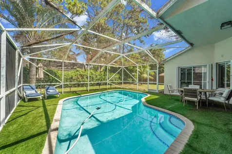 945 Sunflower Avenue Delray Beach FL 33445