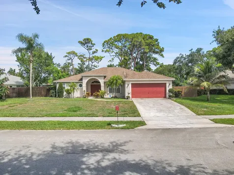 945 Sunflower Avenue Delray Beach FL 33445