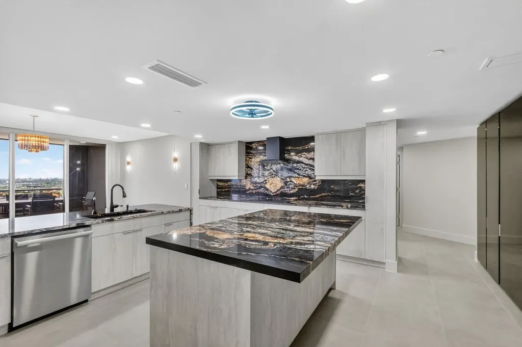 100 Lakeshore Drive North Palm Beach FL 33408