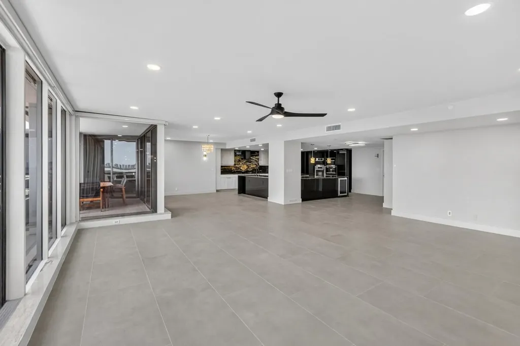 100 Lakeshore Drive North Palm Beach FL 33408