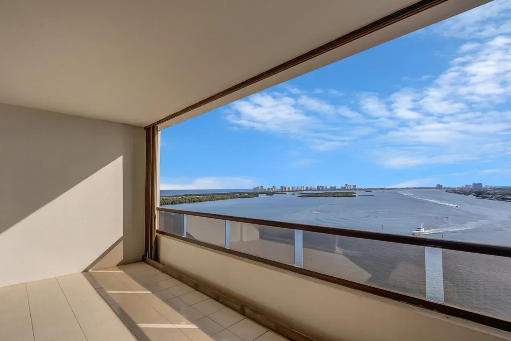 100 Lakeshore Drive North Palm Beach FL 33408