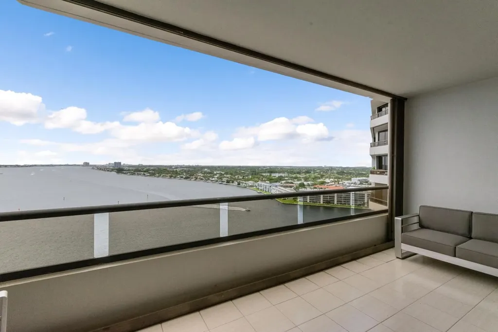100 Lakeshore Drive North Palm Beach FL 33408