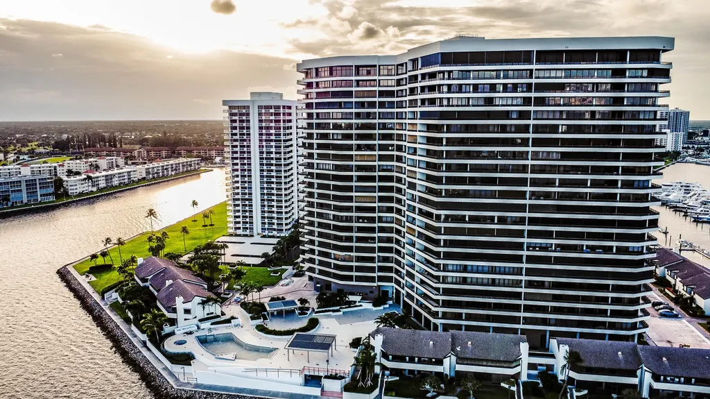 100 Lakeshore Drive North Palm Beach FL 33408