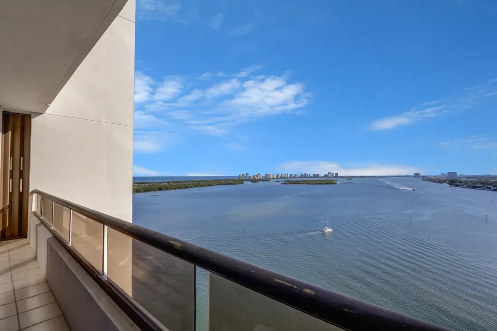 100 Lakeshore Drive North Palm Beach FL 33408