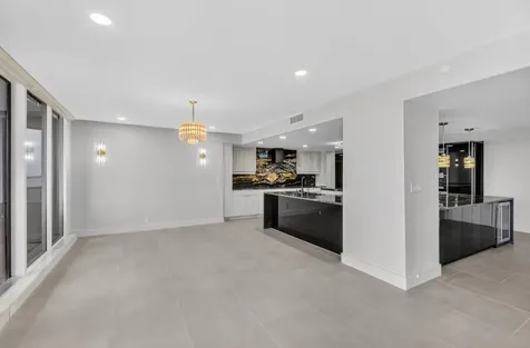 100 Lakeshore Drive North Palm Beach FL 33408